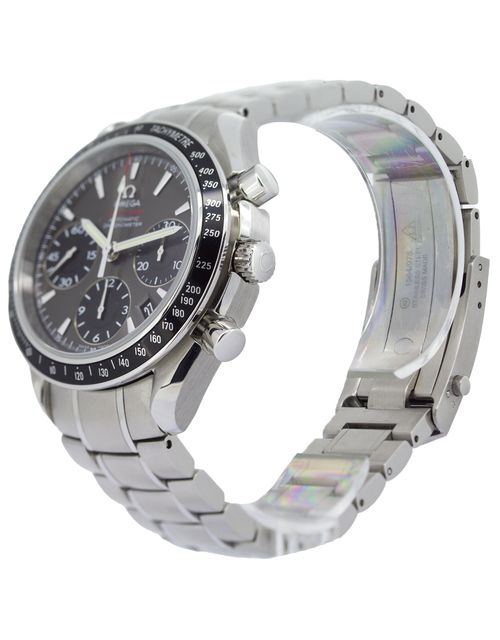 Omega Speedmaster Date 323.30.40.40.06.001 Image 2